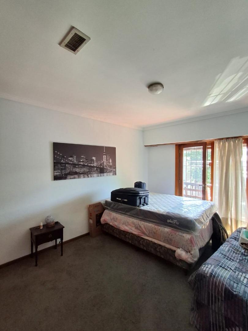 Venta Chalet en PH Independiente Al Frente! 4
