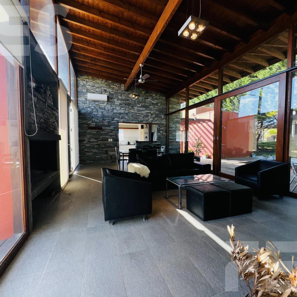 Casa en Alquiler Costa Esmeralda Residencial I Para 6 Personas 4 Ambientes 1