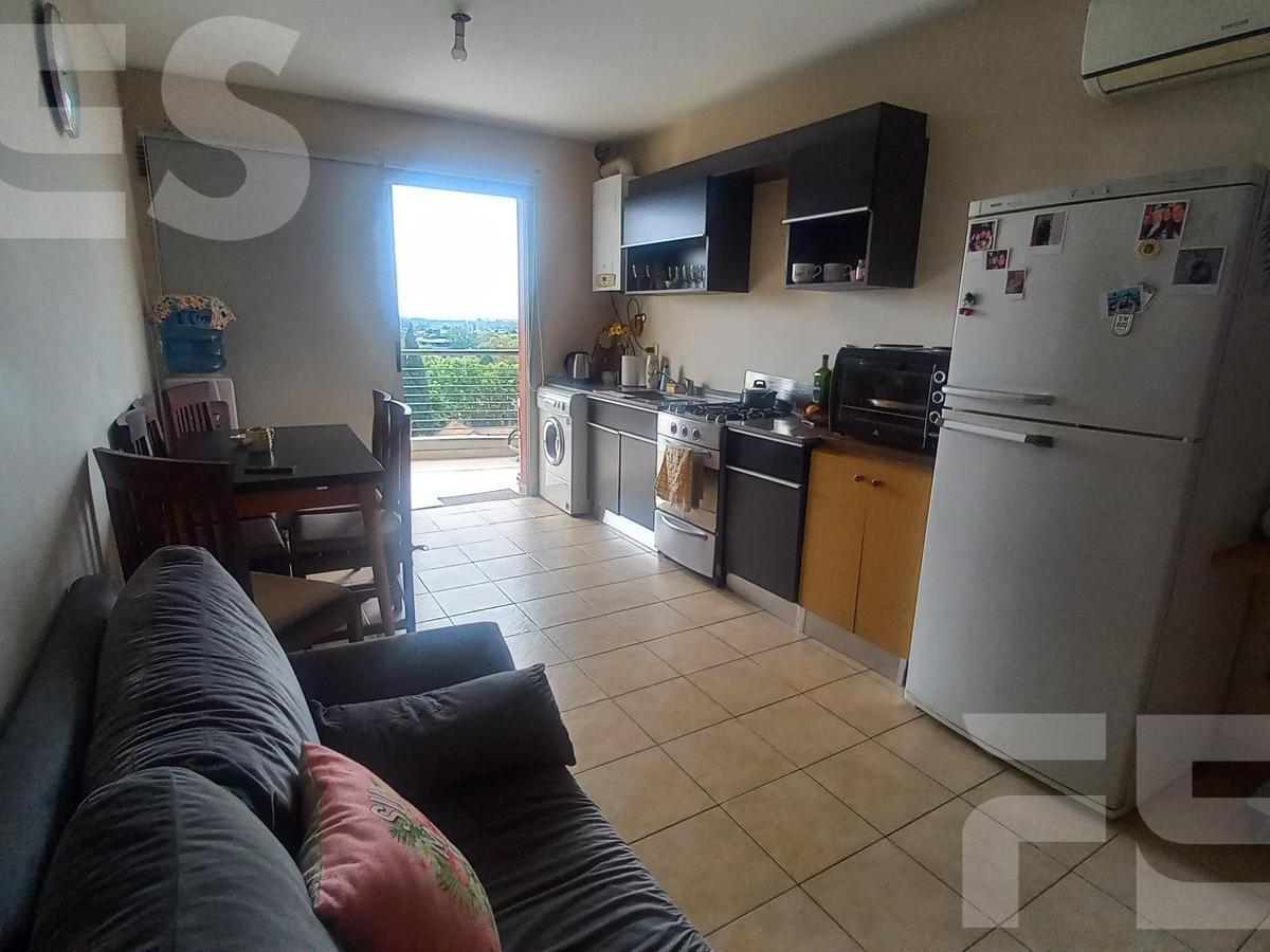 Venta Departamento en Monte Grande de 3 Ambientes 3