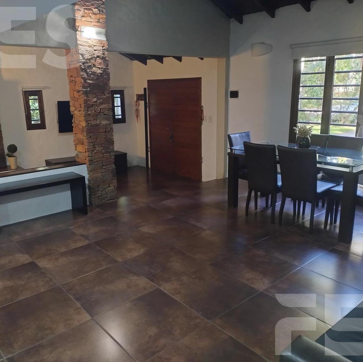Foto de Oportunidad Casa en Solís 900 Ideal Vivienda,Excelente Ubicación, Gran, imagen 2
