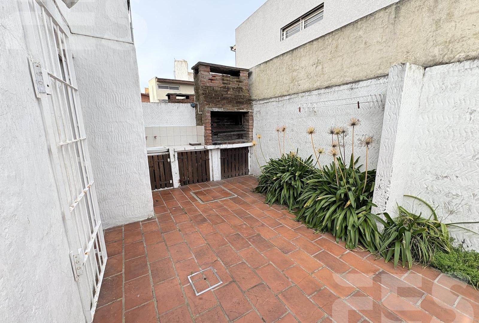 PH en  Venta 3 Ambientes Villa Gesell