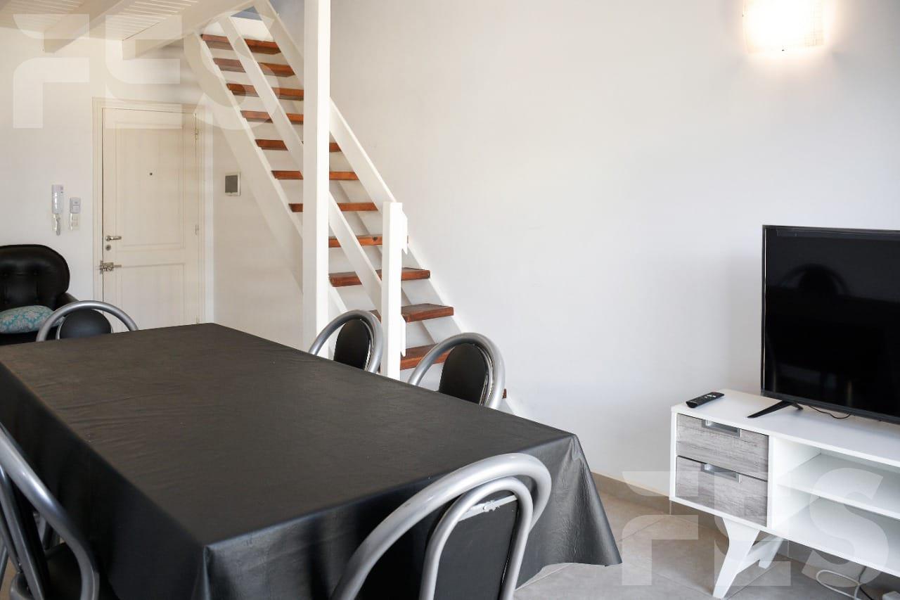 Departamento en venta y alquiler temporal Pinamar de 3 ambientes entre piso