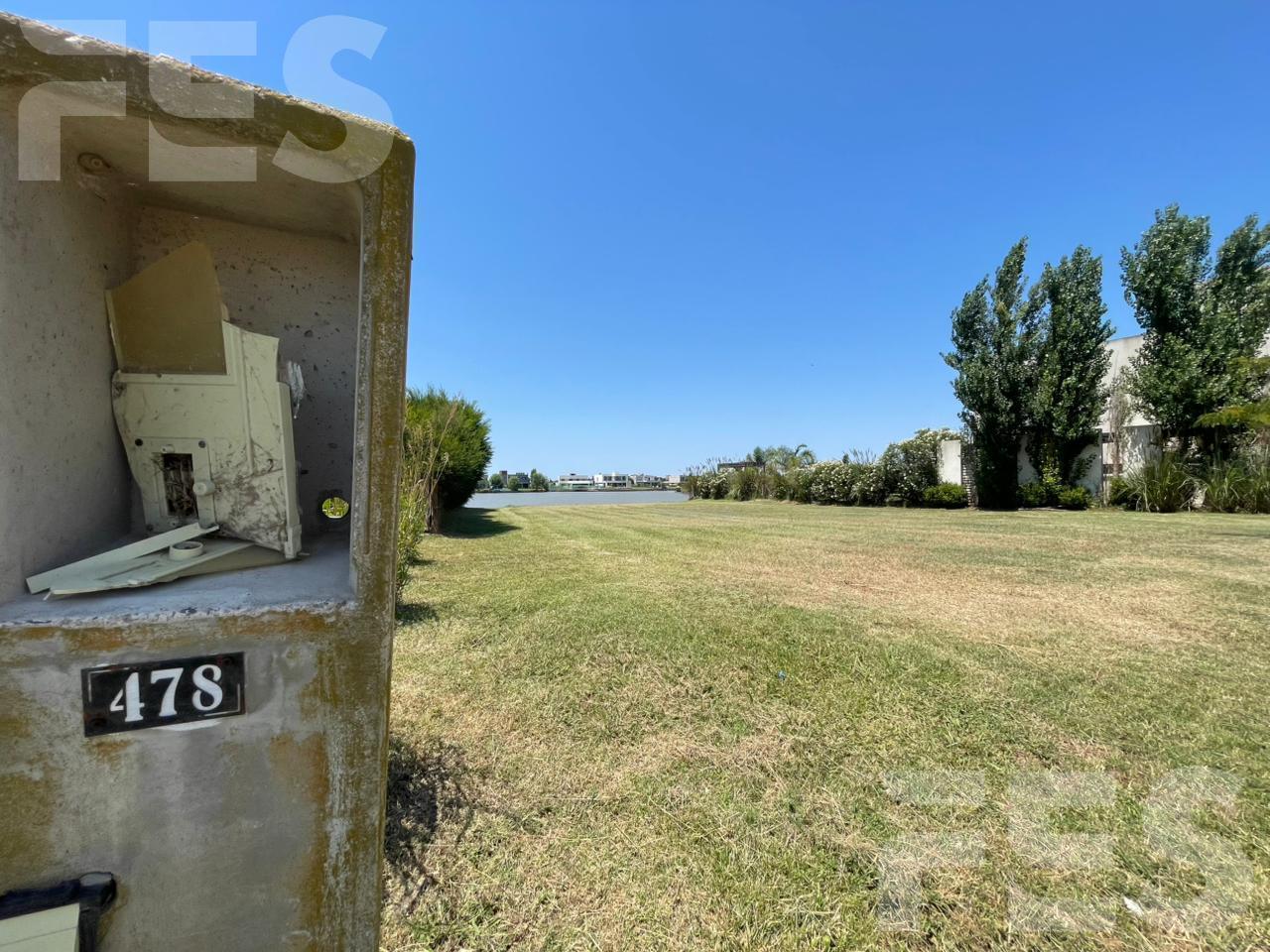 VENTA LOTE A LA LAGUNA EN HORIZONTES AL SUR