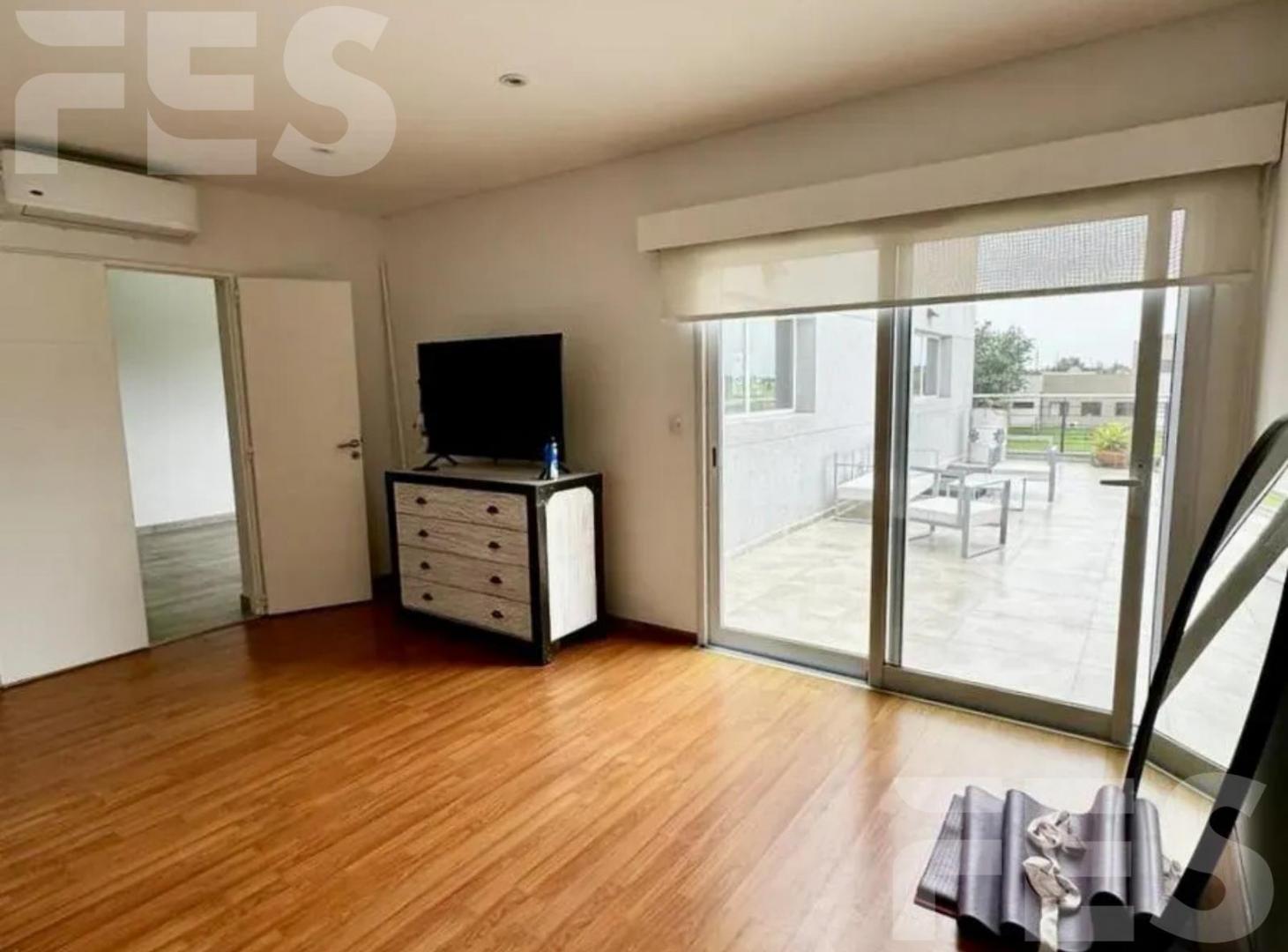 ALQUILER CASA 6 AMBIENTES EN FINCAS DE SAN VICENTE GOLF