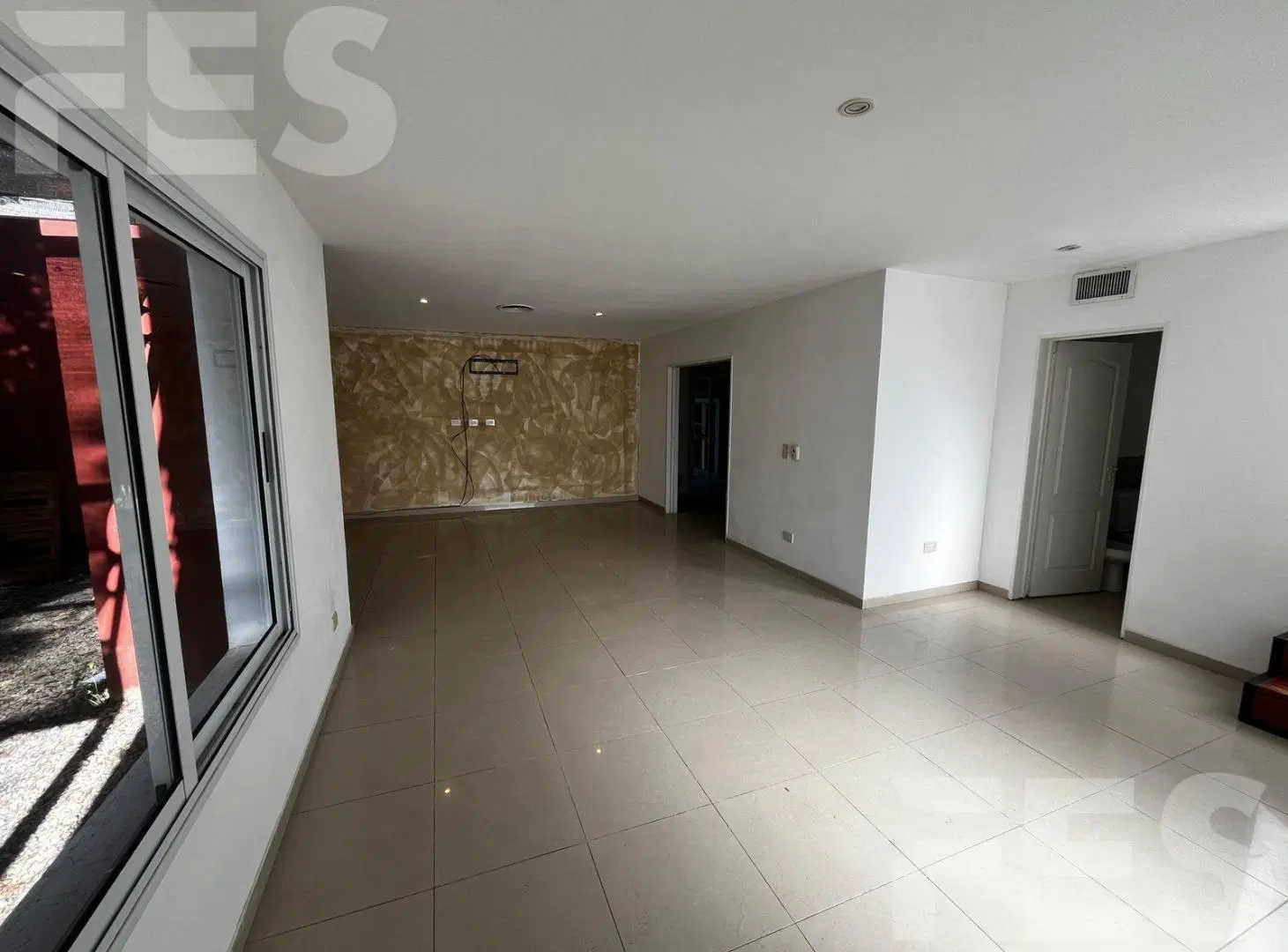 Excelente Duplex Alquiler en Los Rosales 5
