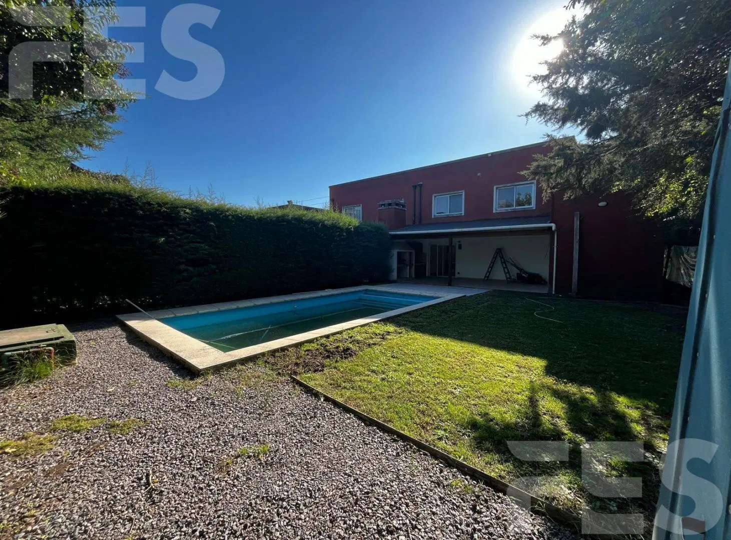 Excelente Duplex Alquiler en Los Rosales 3