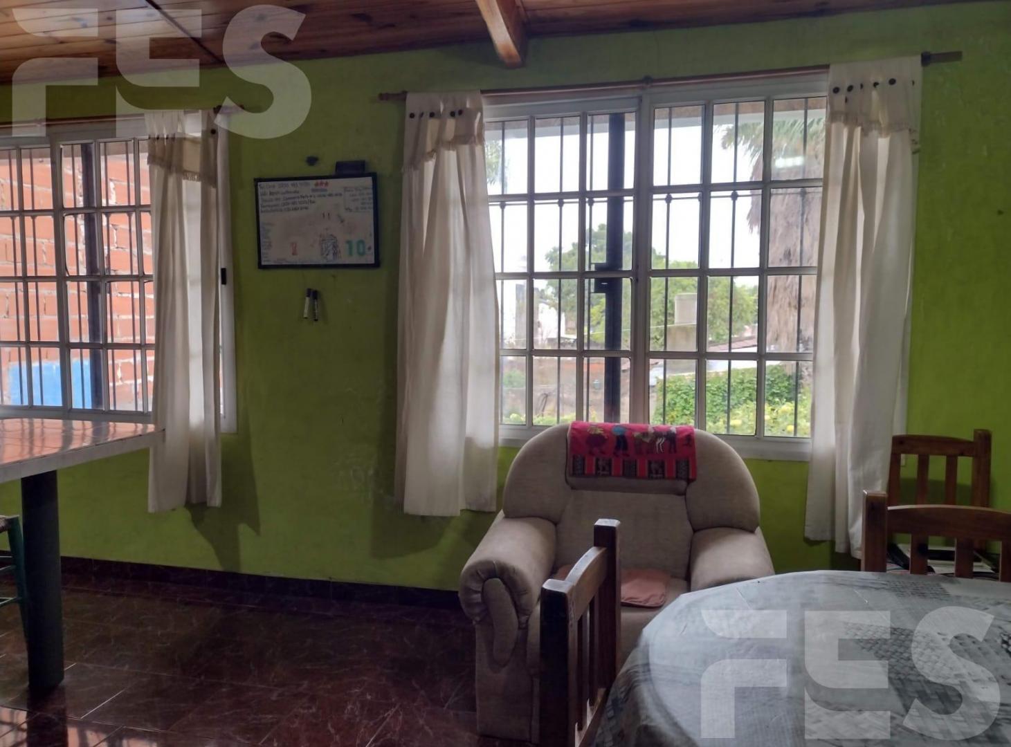 Foto de Casa en venta de 4 ambientes con piscina, San Antonio de Padua, Merlo, imagen 5