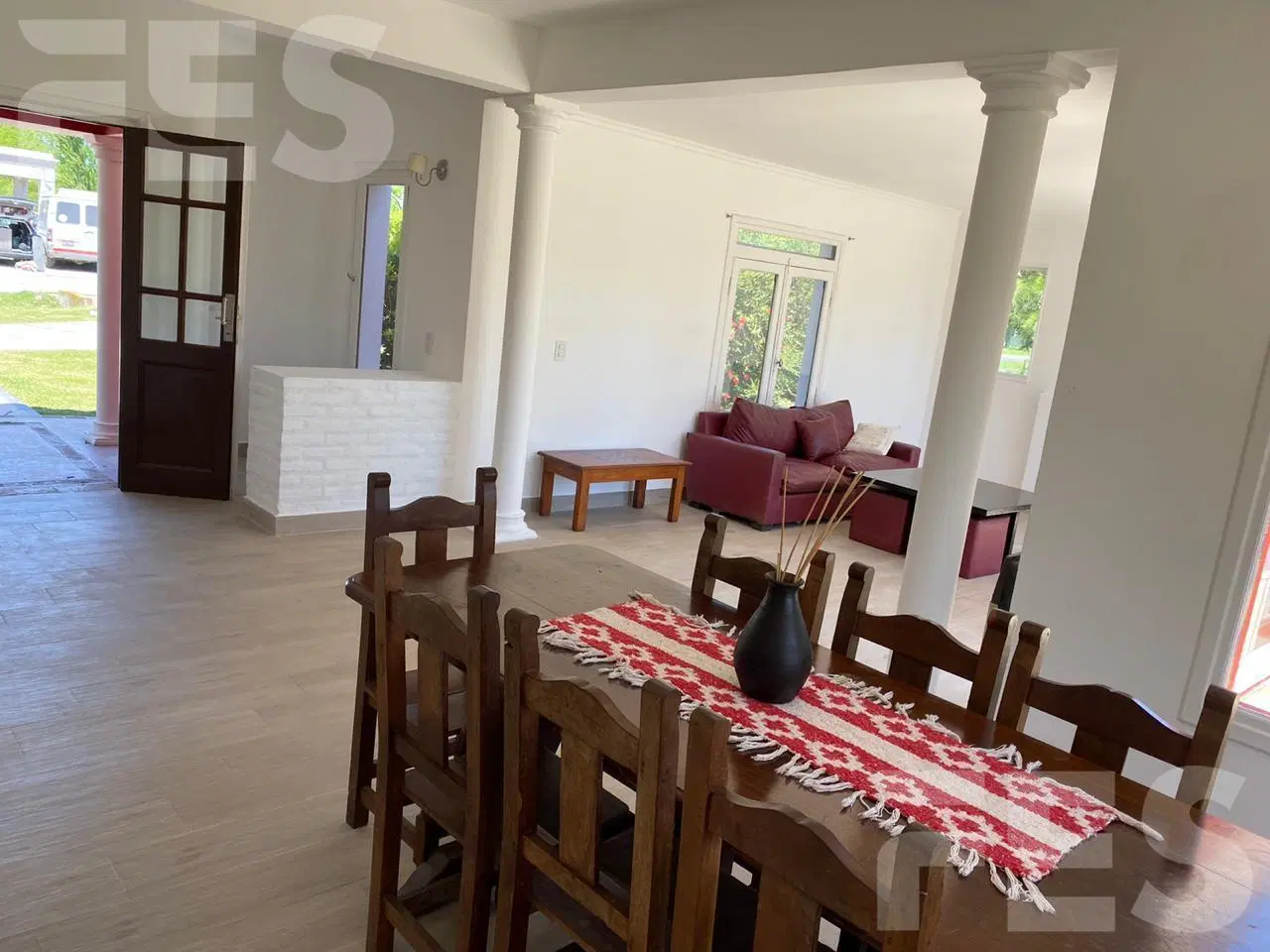 CASA ALQUILER RESIDENCIAL 6 AMBIENTES EN FINCAS DE SAN VICENTE SECTOR CHACRAS 1 3