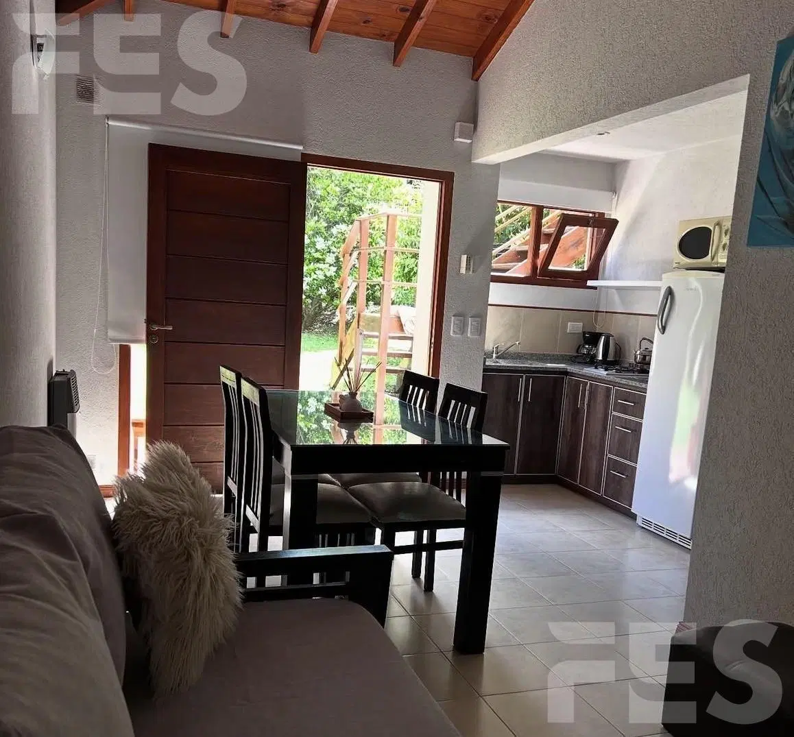Edificio Hotel complejo Comercial 7 cabañas en venta en Valeria Del Mar 3