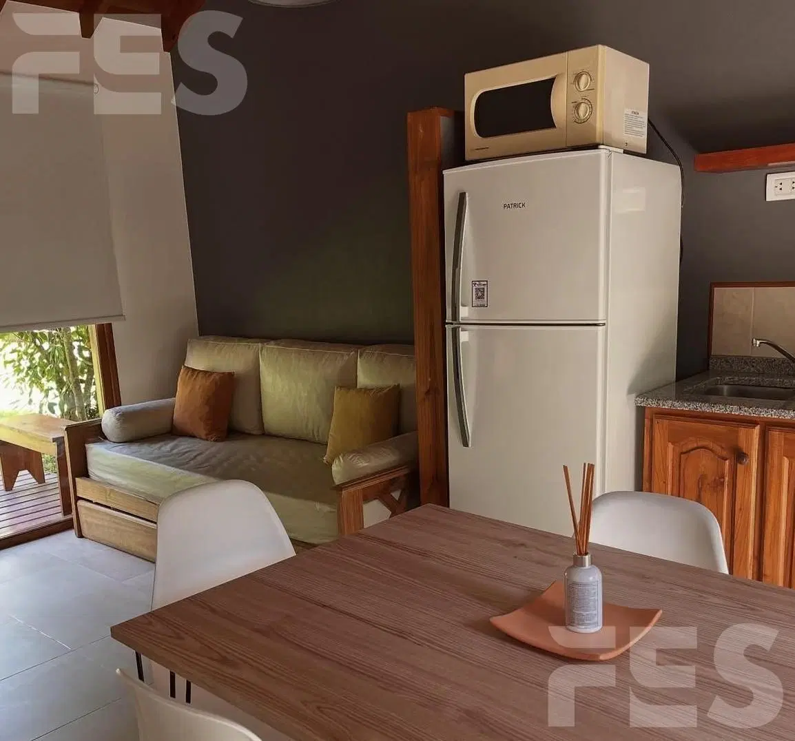 Edificio Hotel complejo Comercial 7 cabañas en venta en Valeria Del Mar 5