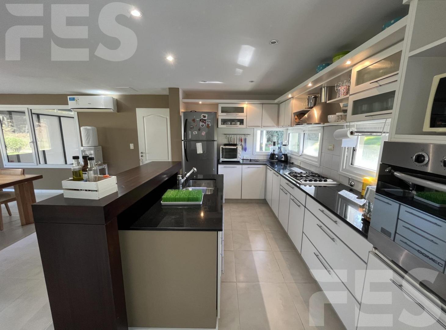 Foto de Casa en venta 4 ambientes Pinamar Norte, imagen 3
