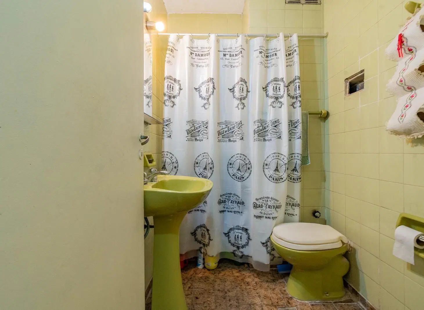 DEPARTAMENTO MONOAMBIENTE VENTA RAMOS MEJIA C/ PATIO 8