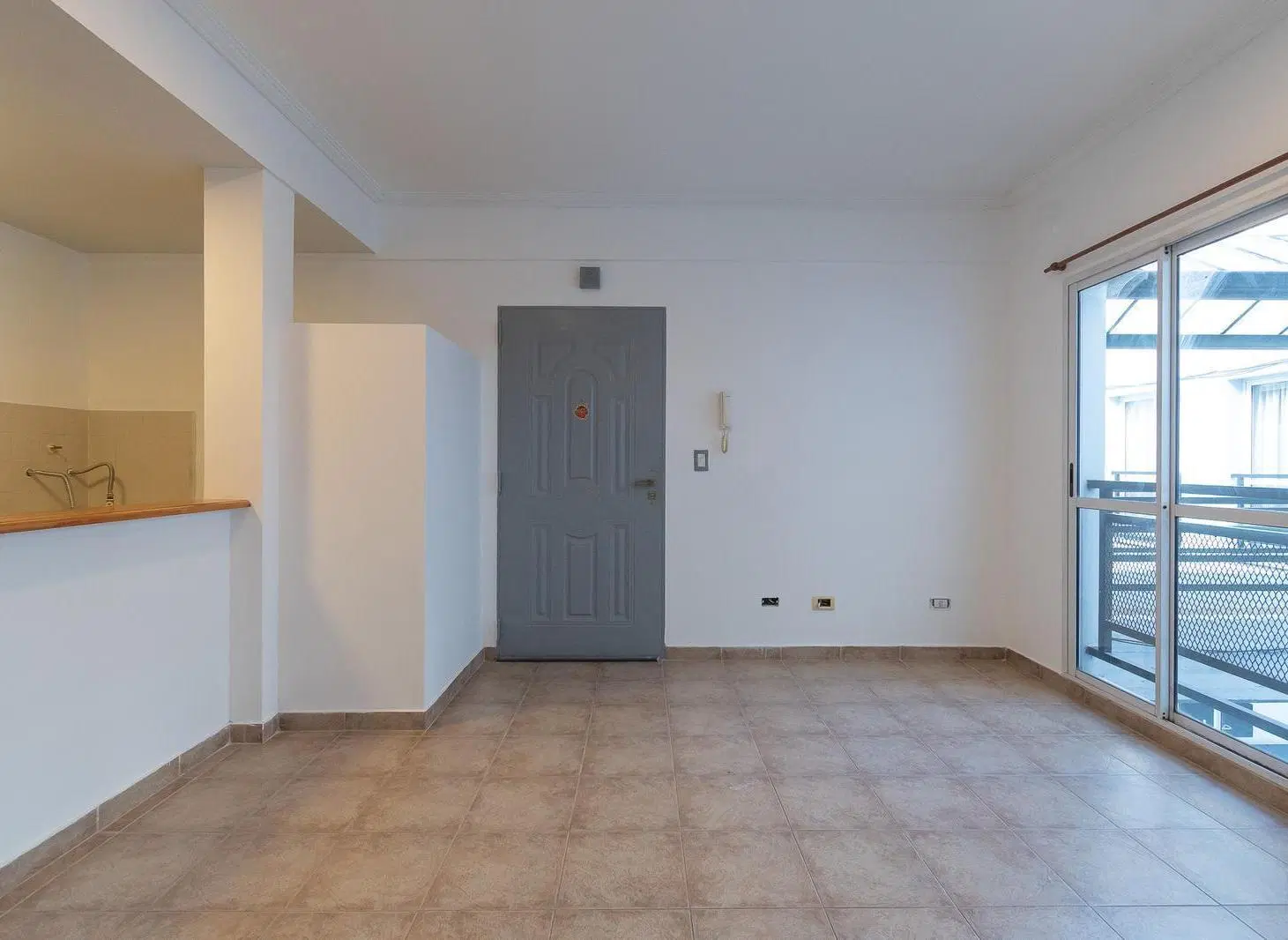 Departamento 2 amb alquiler villa luro balcón terraza 5
