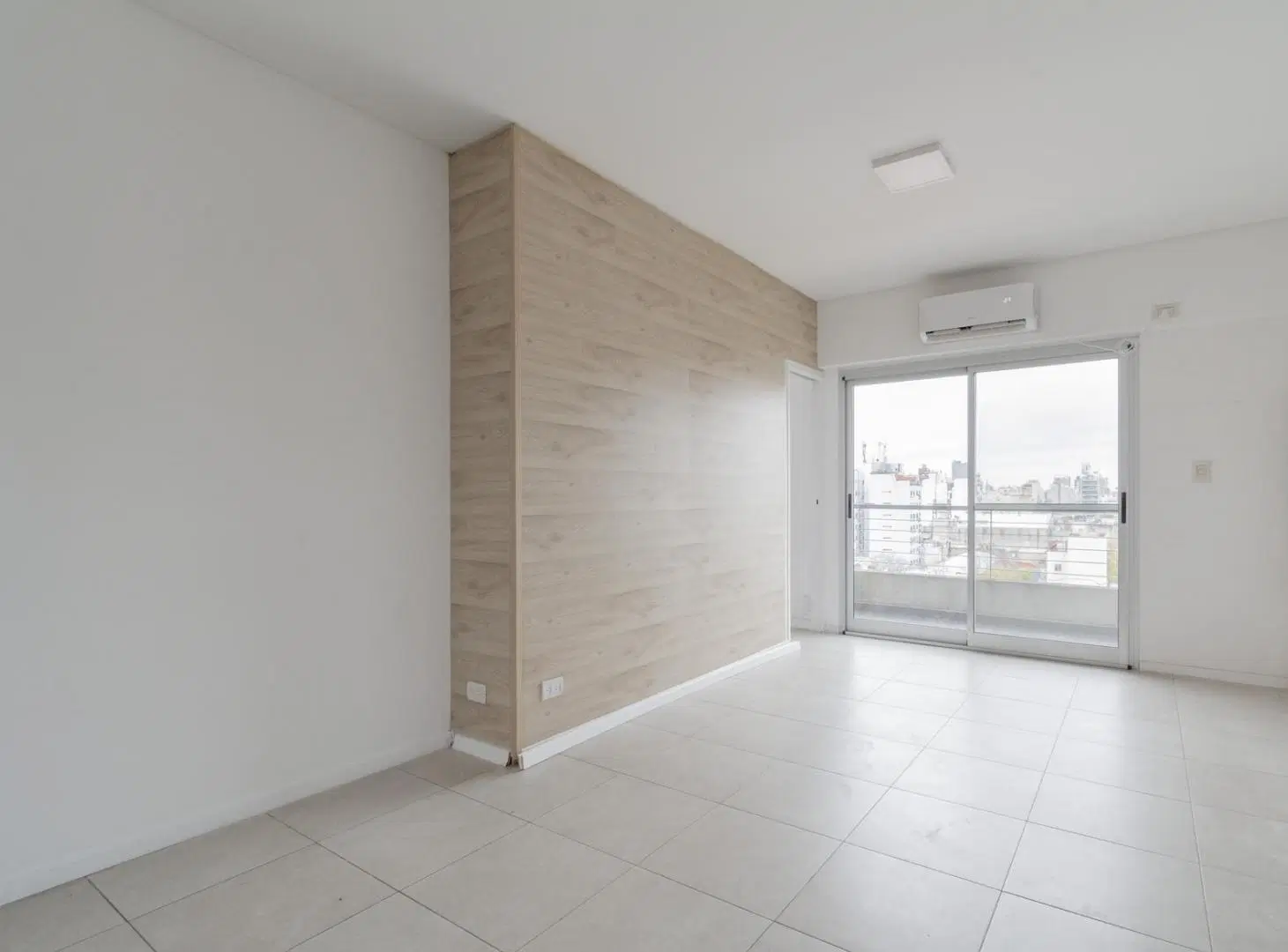 DEPARTAMENTO 2 AMBIENTES ALQUILER BALVANERA C/BALCON 5
