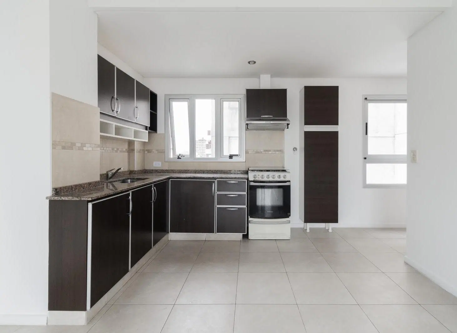DEPARTAMENTO 2 AMBIENTES ALQUILER BALVANERA C/BALCON 4