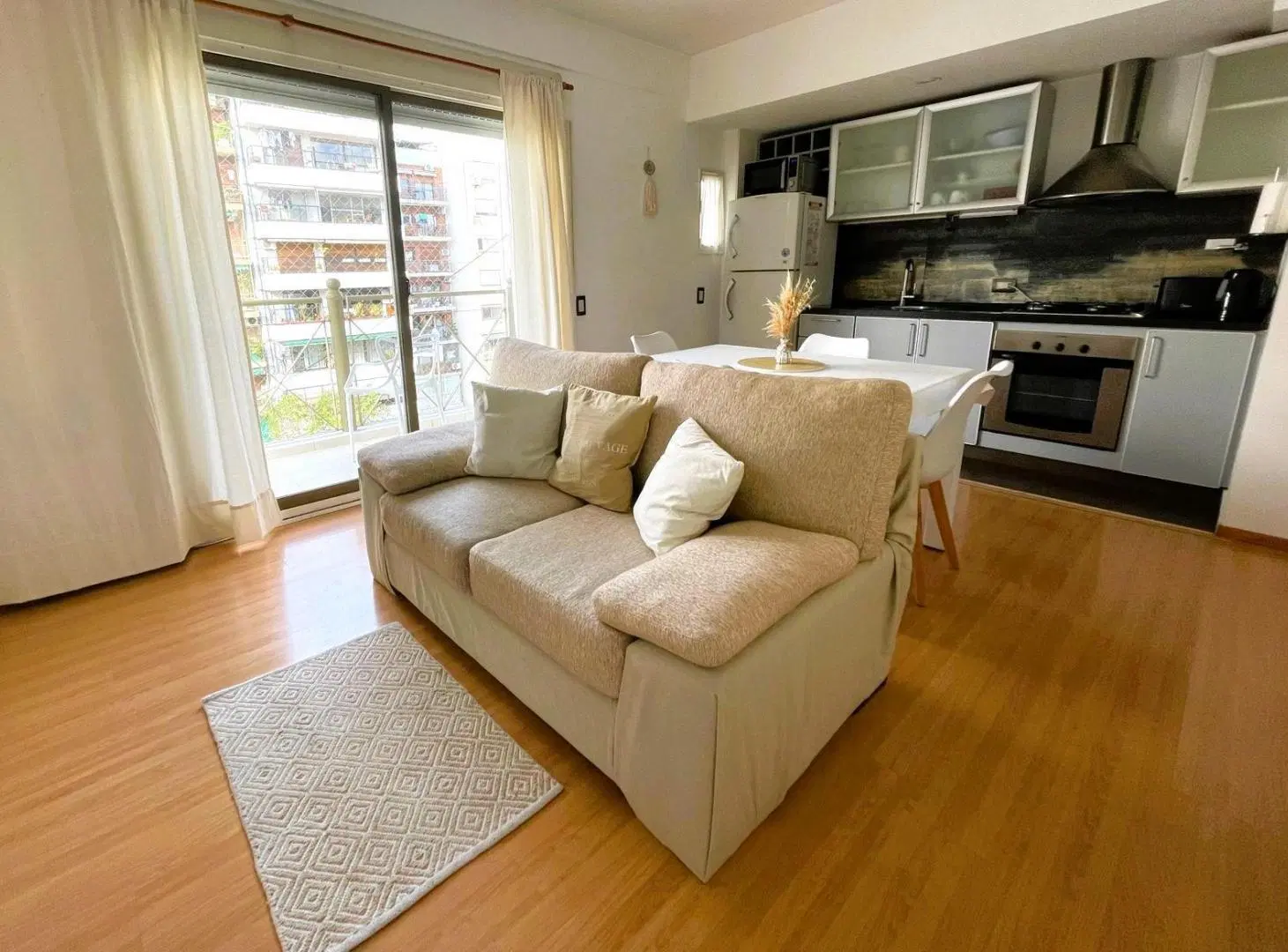 DEPARTAMENTO MONOAMBIENTE ALQUILER RECOLETA C/ BALCON Y PILETA 4