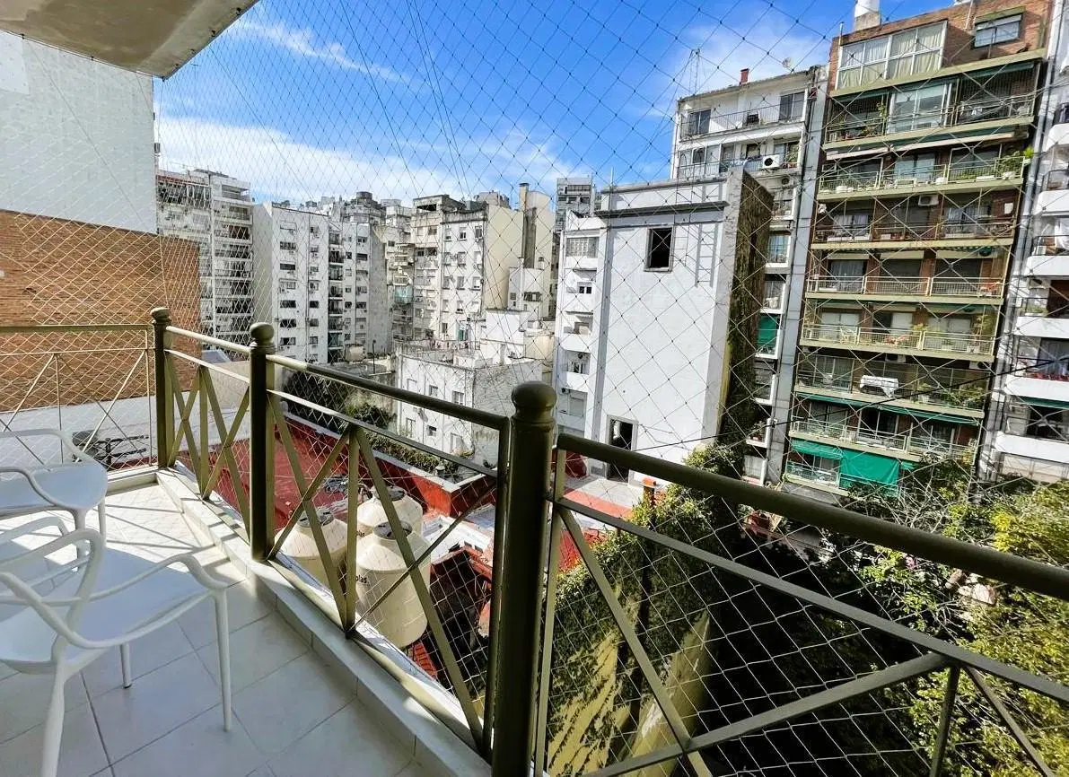 DEPARTAMENTO MONOAMBIENTE ALQUILER RECOLETA C/ BALCON Y PILETA 2