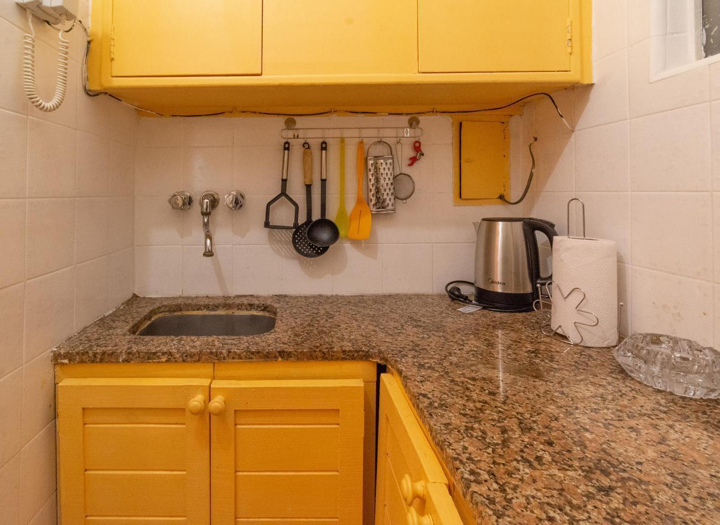 Foto de DEPARTAMENTO MONOAMBIENTE VENTA RECOLETA APTO PROFESIONAL, imagen 2