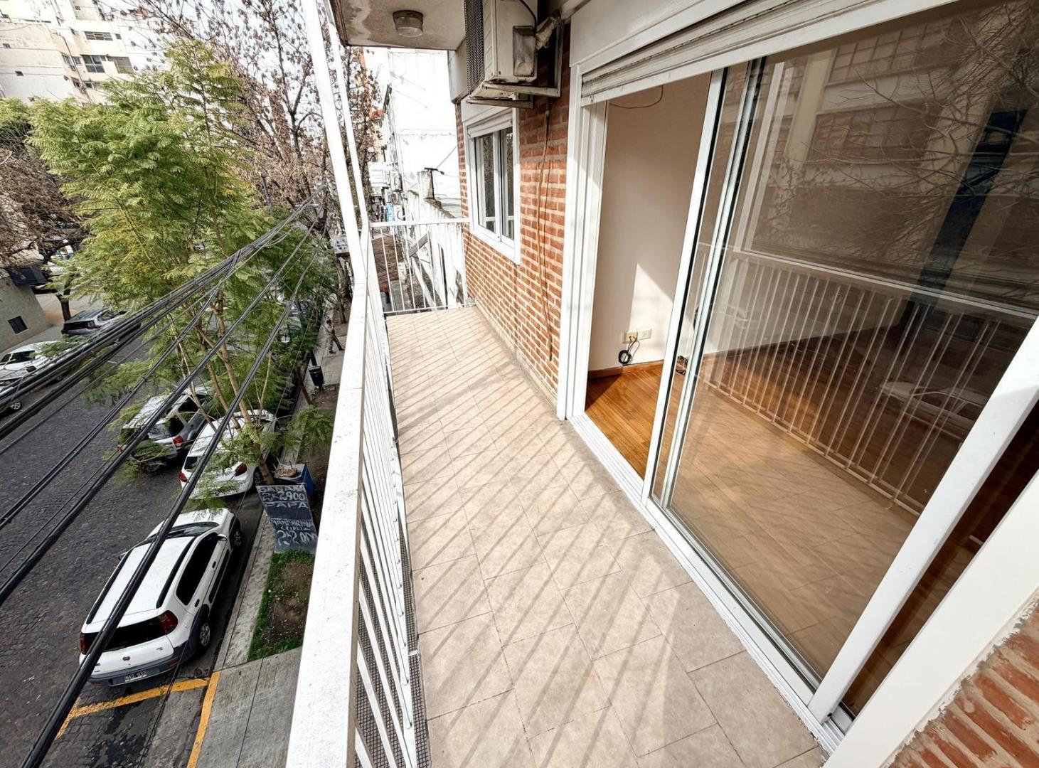 Foto de DEPARTAMENTO 2 AMBIENTES ALQUIsLER VILLA URQUIZA BALCON AL FRENTE, imagen 2