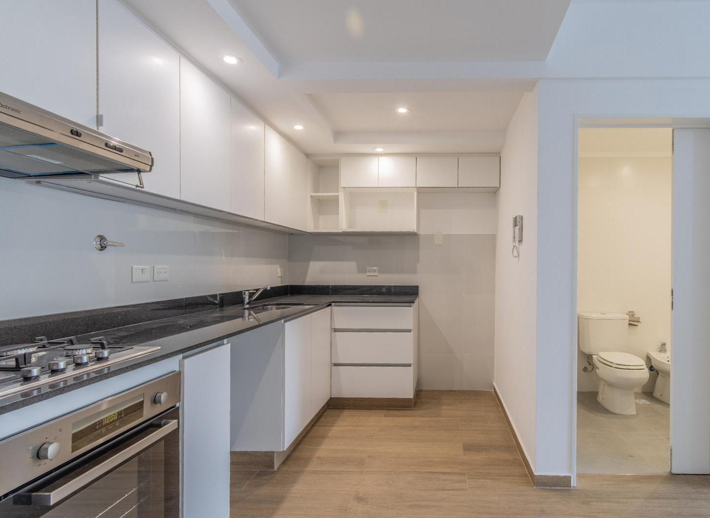 Foto de DEPARTAMENTO 2 AMBIENTES VENTA SAAVEDRA A 150 MTS DEL BARRIO DE NUÑEZ A, imagen 4