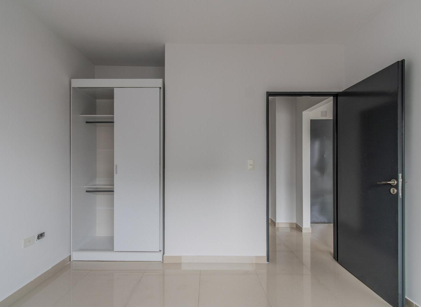Foto de DEPARTAMENTO 2 AMBIENTES VENTA SAN CRISTOBAL BALCON LUMINOSO, imagen 5