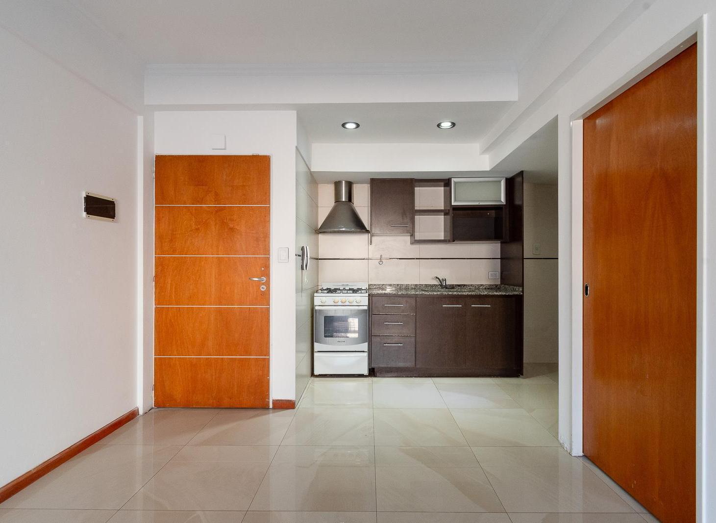 Foto de Departamento Duplex 3 amb Venta Mataderos 2 Balcones y patio, imagen 5