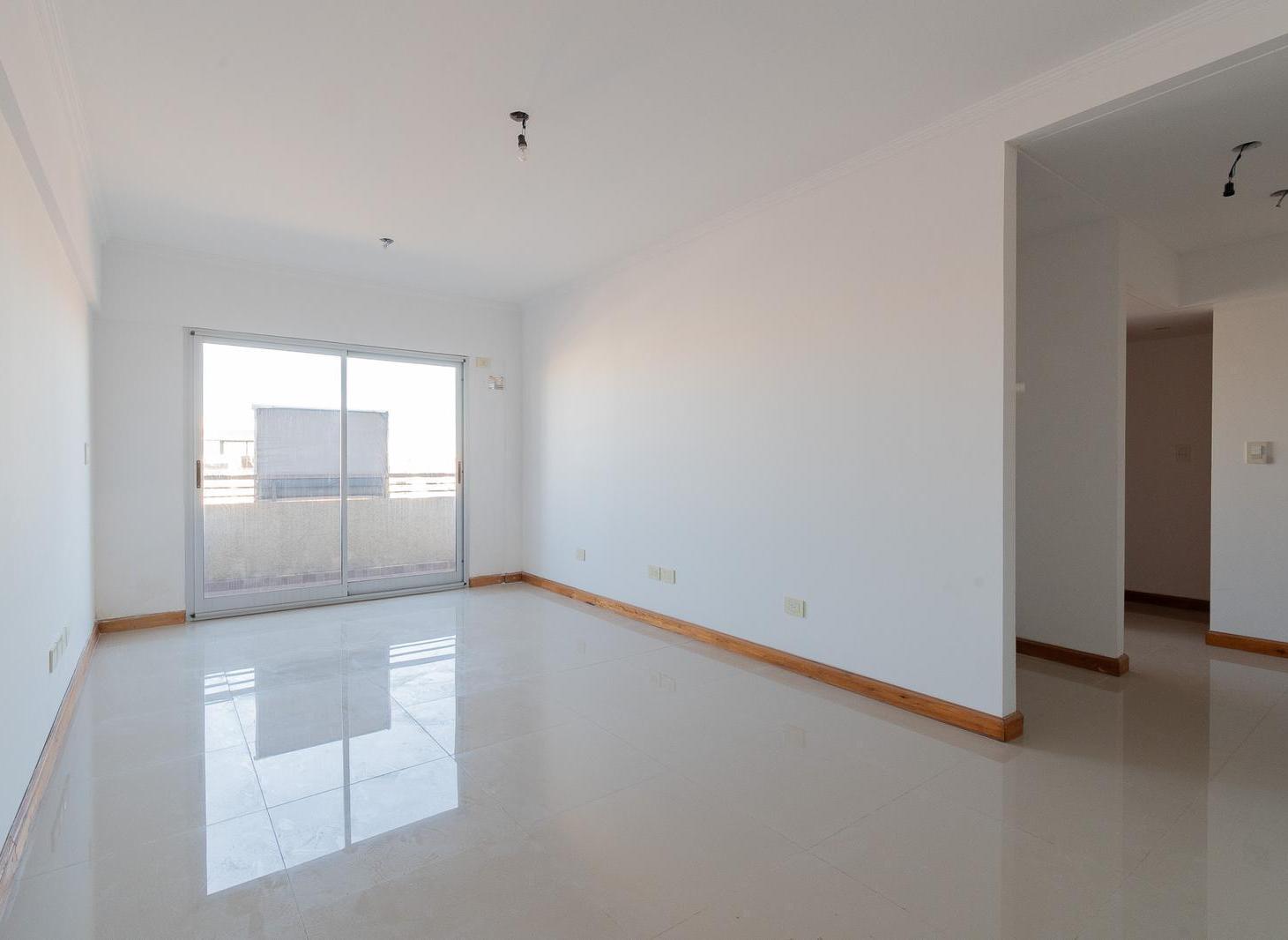 Foto de Departamento 3 amb en Venta Mataderos Terraza propia y cochera, imagen 2