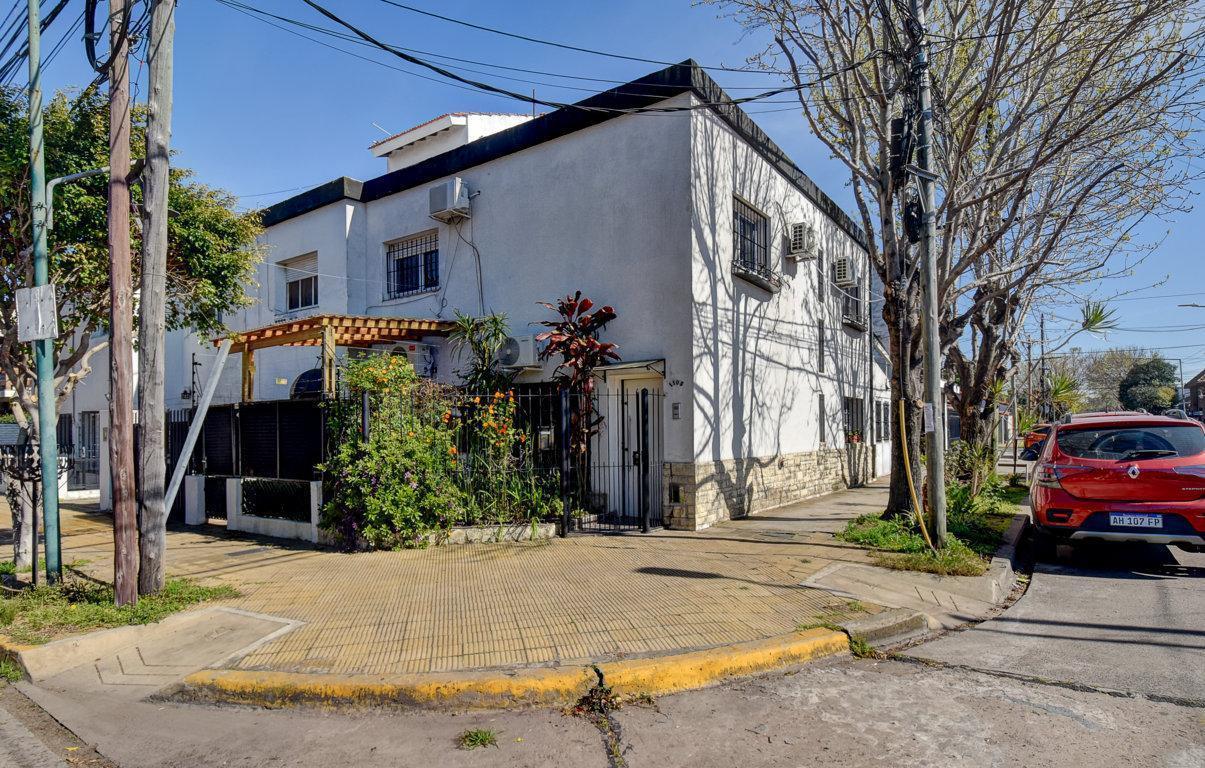 Foto de PH DE 3 AMBIENTES EN VENTA EN MARTINEZ, imagen 3
