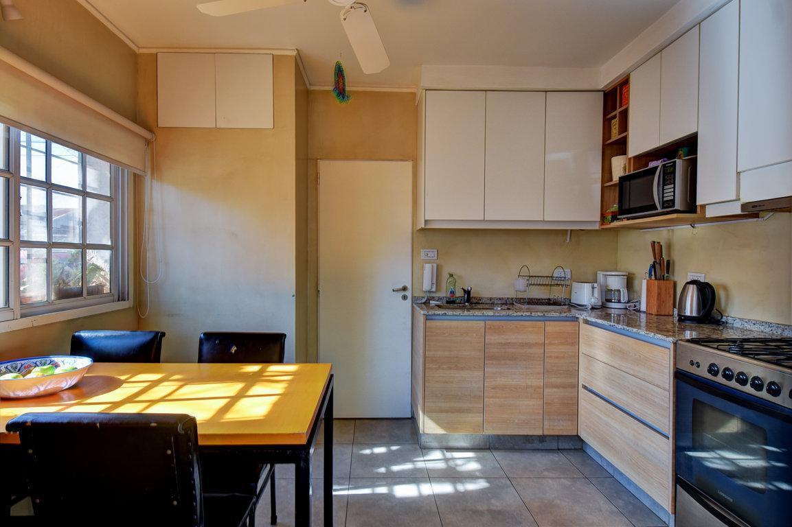 Foto de PH DE 3 AMBIENTES EN VENTA EN MARTINEZ, imagen 2