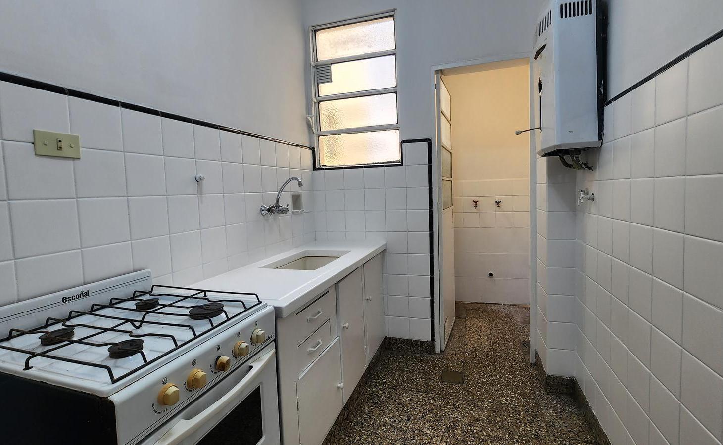 Foto de DEPARTAMENTO 3 AMBIENTES VENTA VILLA PUEYRREDON CON BALCON CONTRA, imagen 5