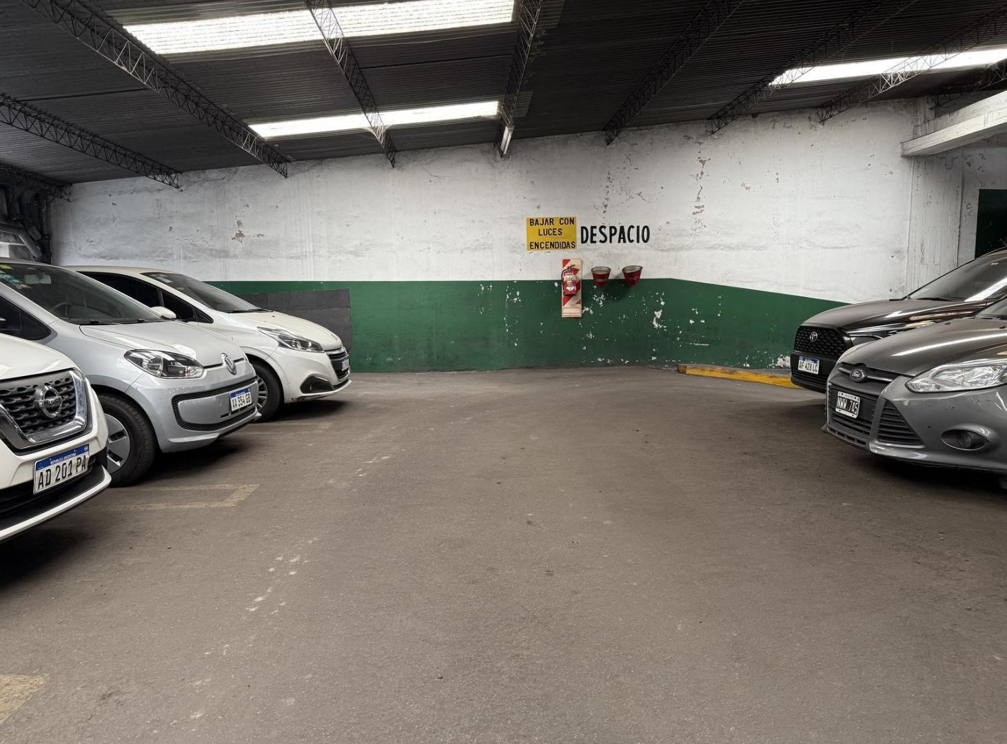 Foto de COCHERA FIJA 9 M² LAS CAÑITAS VENTA SEGURIDAD 24 HS EXCELENTE ACCESO, imagen 5