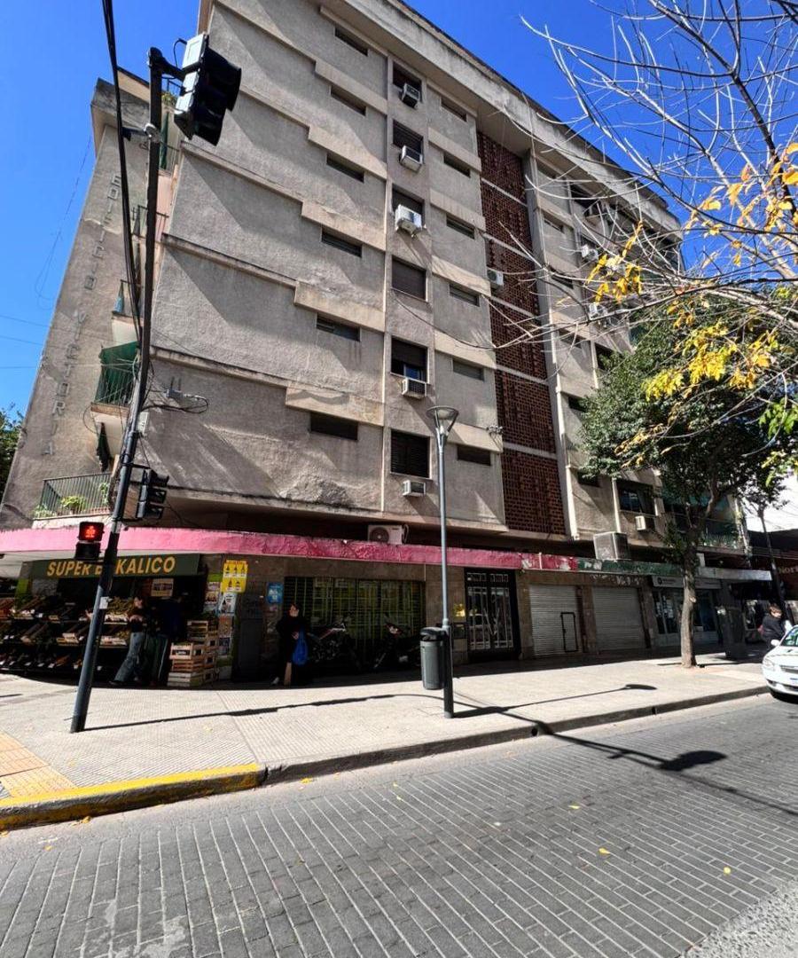 LAPRIDA 195 DOS DORMITORIOS + DEPENDENCIA DE SERVICIO