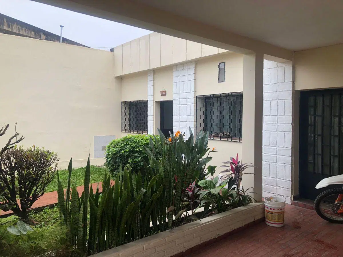 Casa de dos dormitorios Bario Sur 5