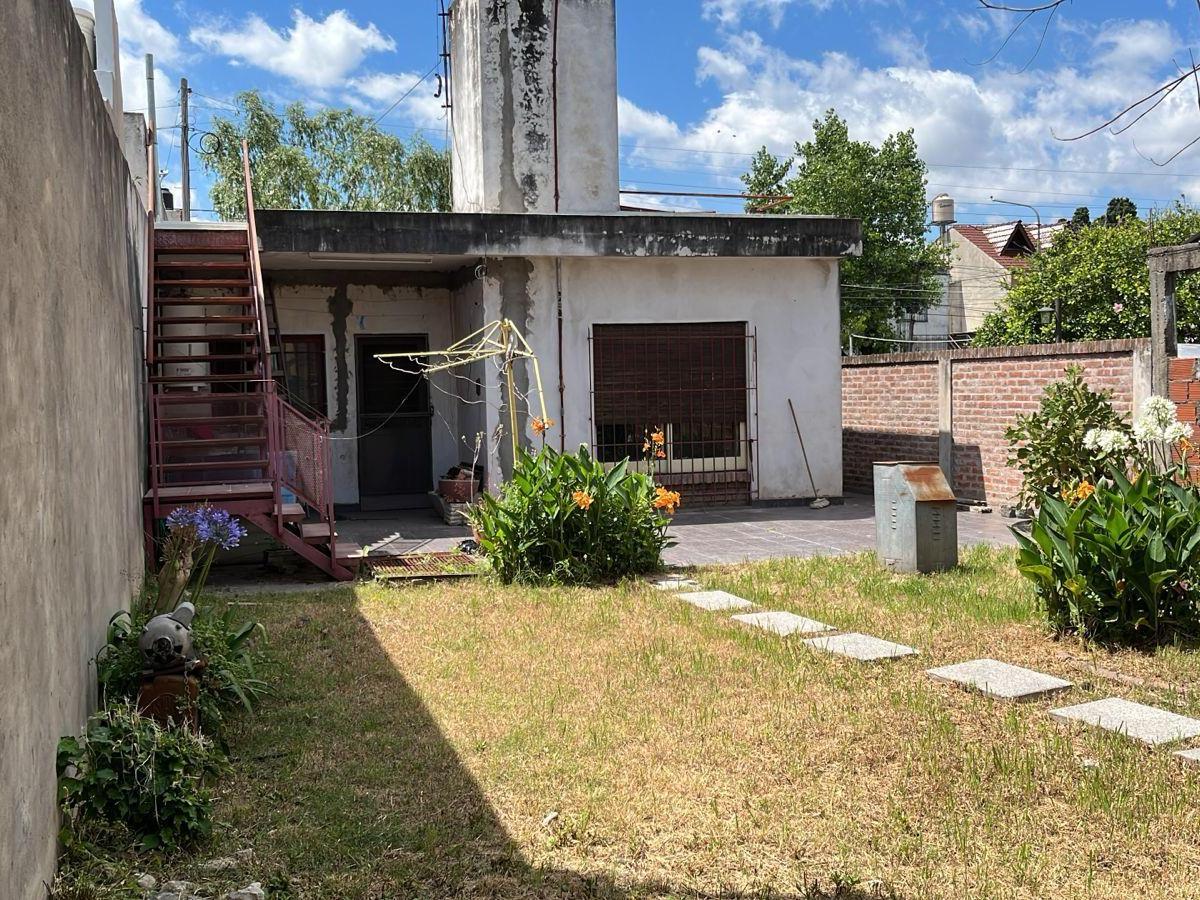 Casa con Fondo Libre 3