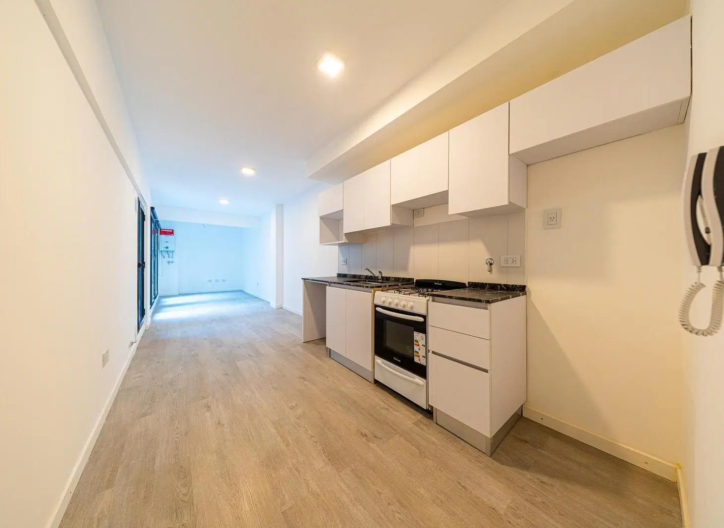 Departamento en venta de 2 dormitorios con patio en Ayacucho 1900 , Rosario 5
