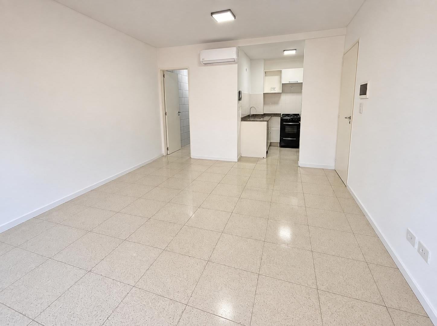 Foto de Departamento en venta Monoambiente en Presidente Roca 1100, Centro, imagen 1