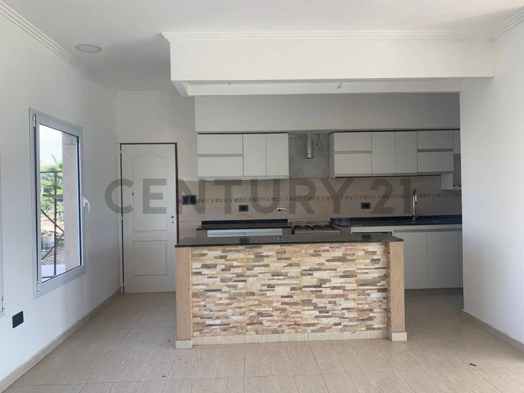 Casa en Venta  en dos plantas - Barrio Santa Rita -  san vicente