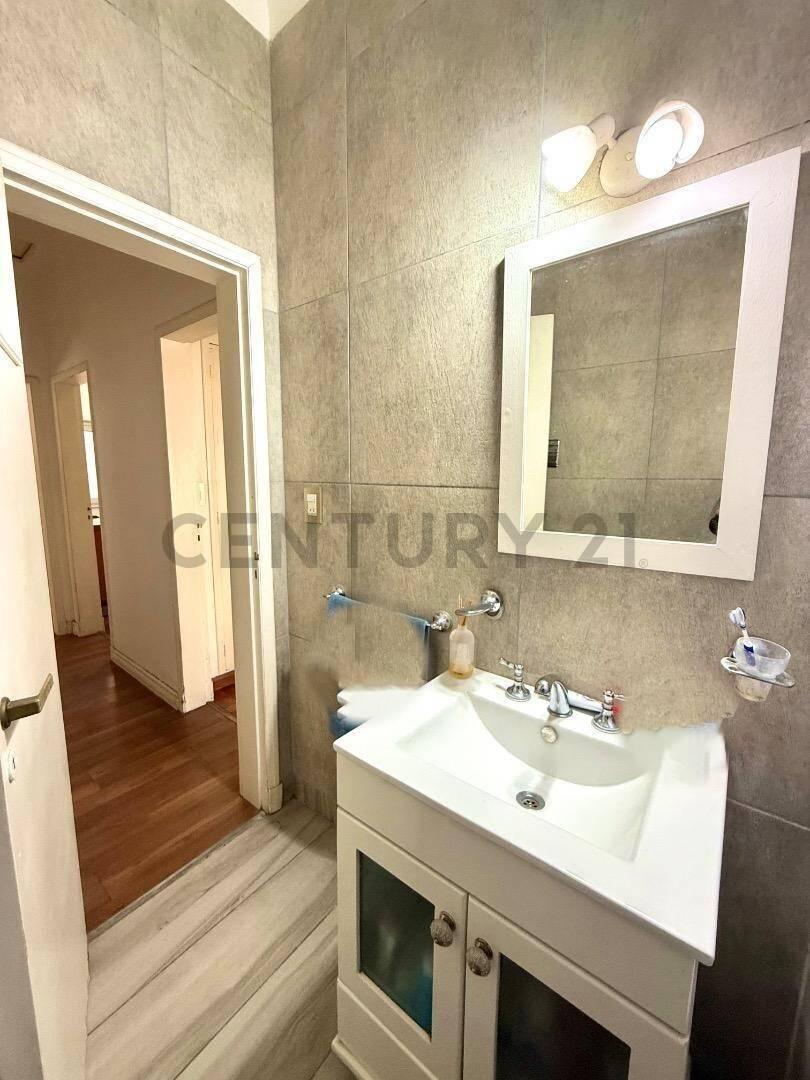 Foto de CASA EN VENTA 3 Ambientes en MONTE GRANDE con QUINCHO Y JARDIN, imagen 5