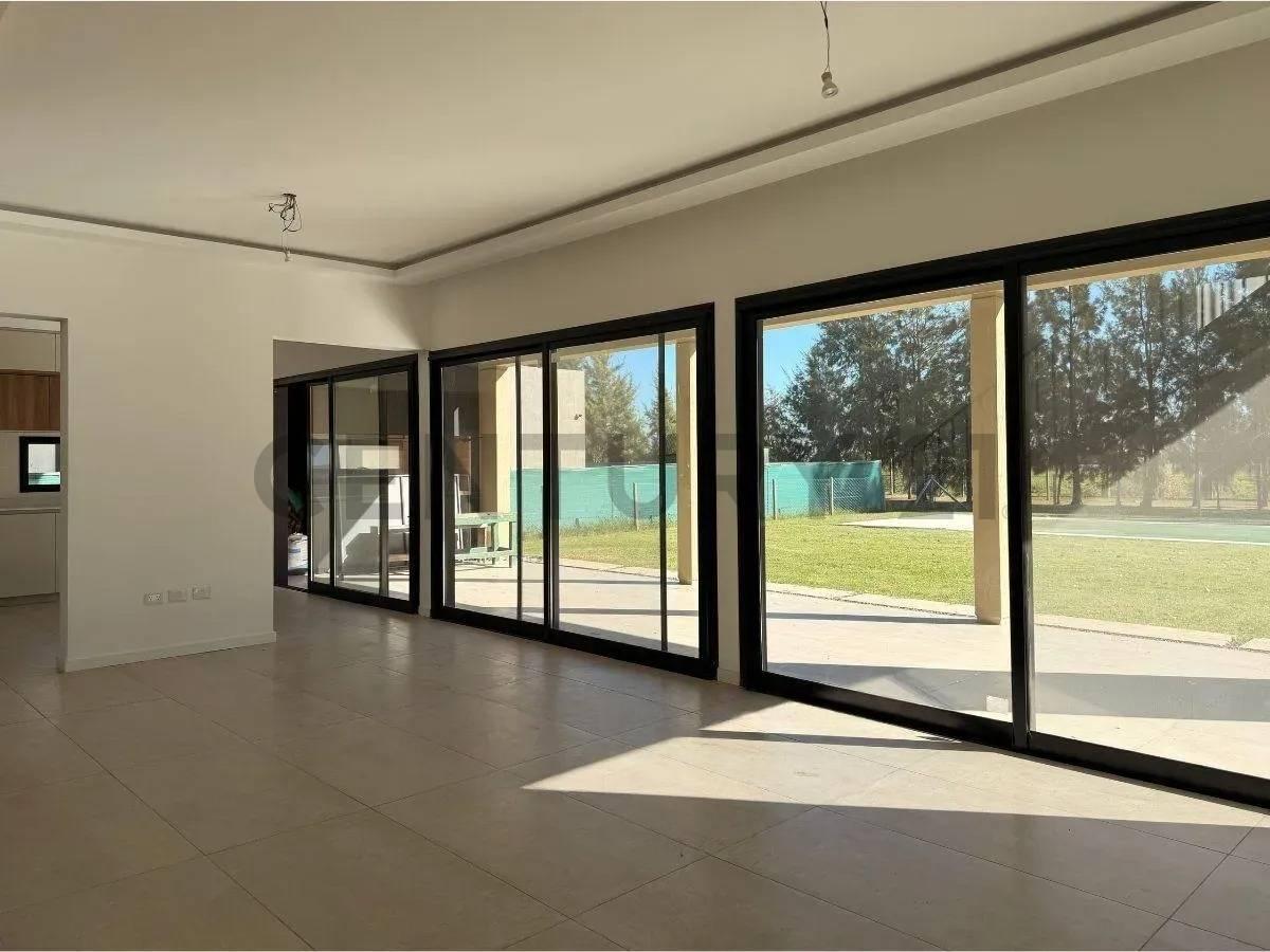 Foto de CASA EN VENTA 4 AMBIENTES LAGOS DE SAN ELISEO, imagen 4