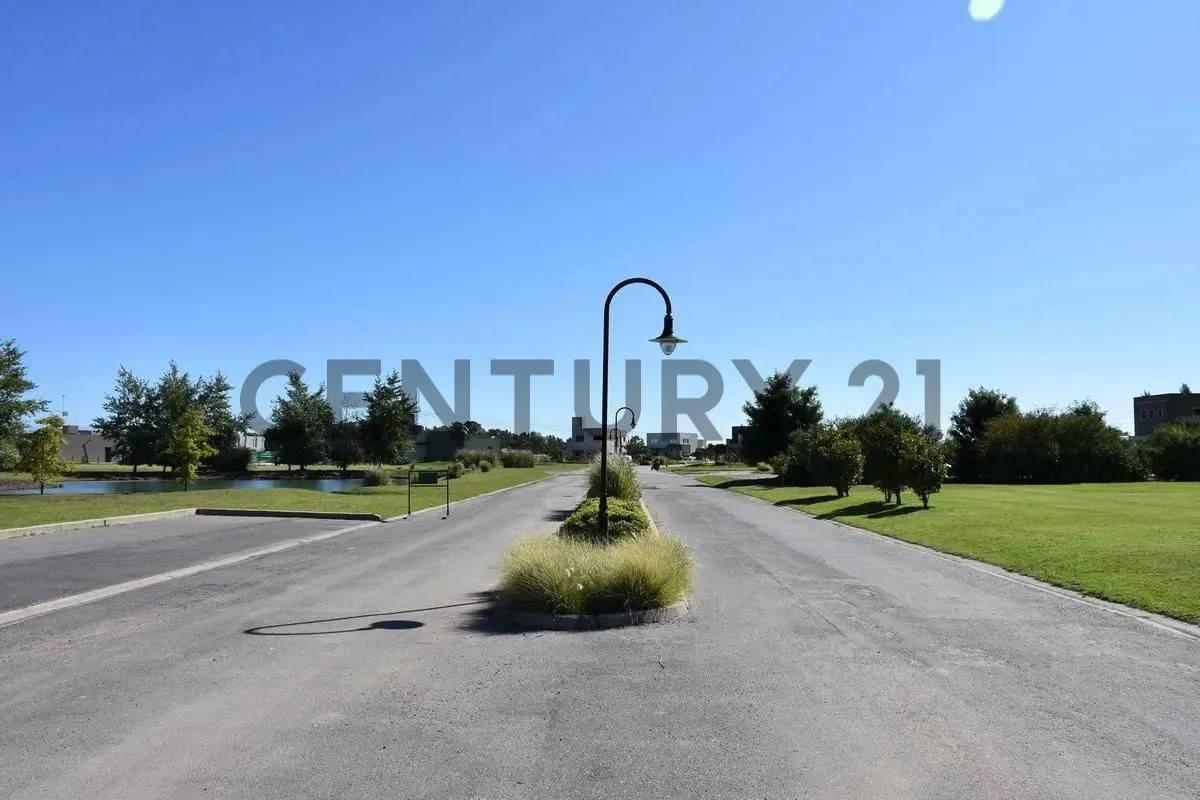 LOTE EN VENTA EN CUB DE CAMPO CRUZ DEL SUR