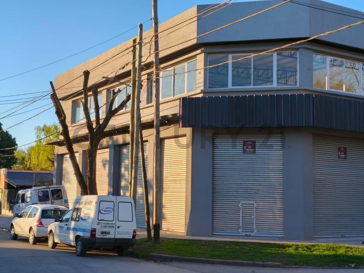 Foto de LOCAL EN ALQUILER A ESTRENAR 240 Mts2- SAN VICENTE CENTRO, imagen 3