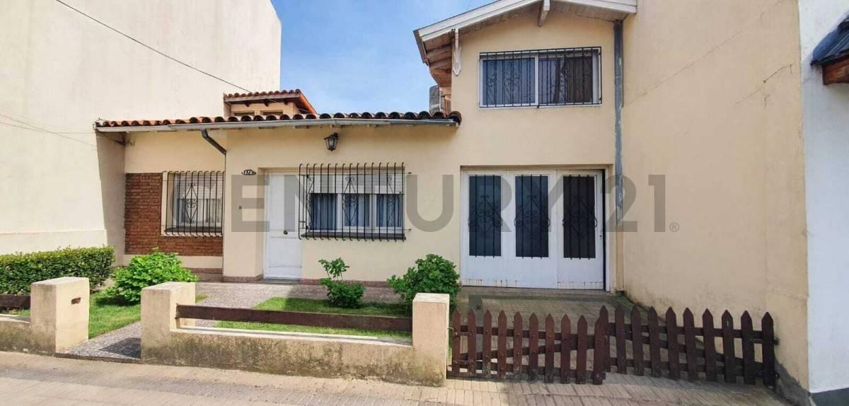 Foto de VENTA CASA EN BANFIELD ZONA RESIDENCIAL, imagen 3