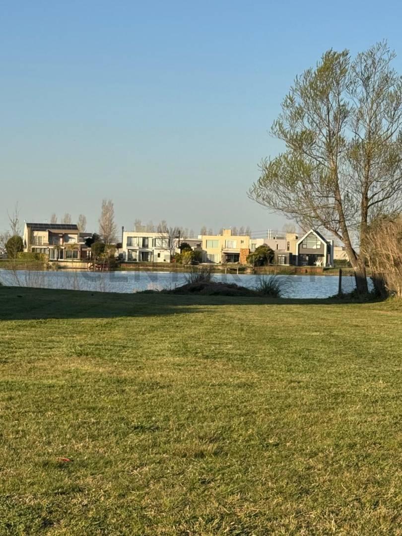 Foto de LOTE A LA LAGUNA EN VENTA -SANTA RITA-CANNING, imagen 2