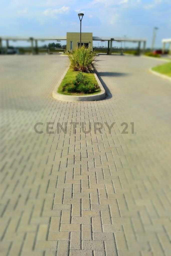 Foto de Lote en venta a Laguna en barrio Santa Clara al Sur - San Vicente, imagen 2