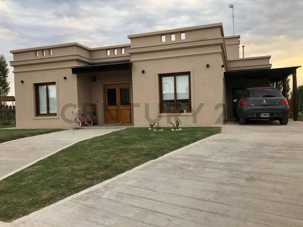 Foto de Casa en alquiler 5 ambientes, Cruz del Sur, imagen 1