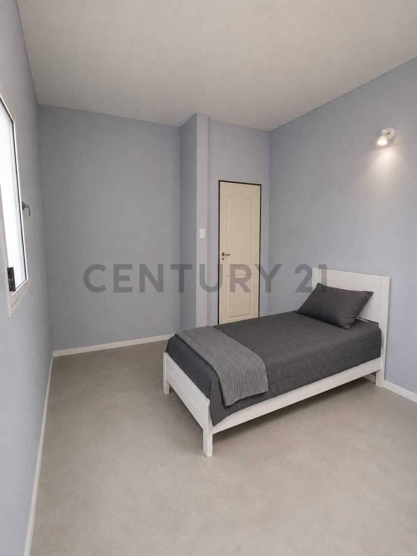 Foto de CASA EN VENTA 3 AMB -EN BARRIO PARQUE IBAÑEZ- SAN VICENTE, imagen 4