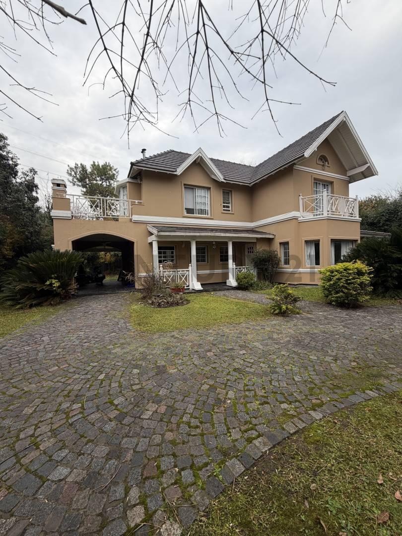 Foto de Casa a la Venta en Barrio Solar del Bosque Canning Ezeiza, imagen 1