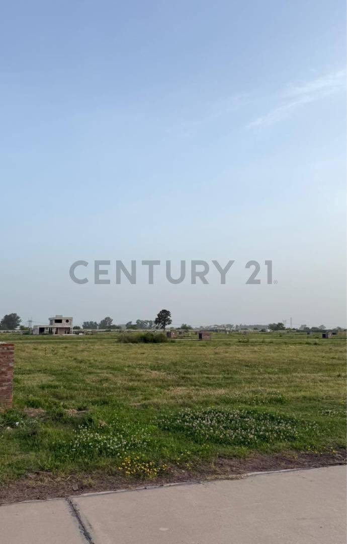 Foto de LOTE EN VENTA EN BARRIO SAINT THOMAS CHICO - CANNING, imagen 2