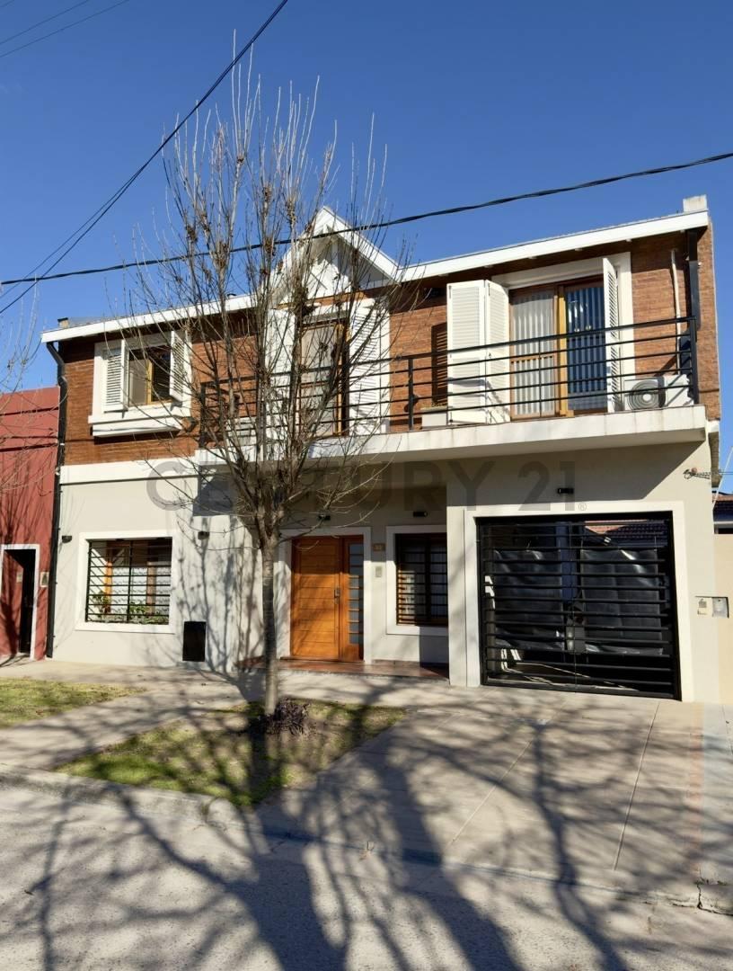 Foto de CASA VENTA 5 AMBIENTES SAN VICENTE CENTRO, imagen 1