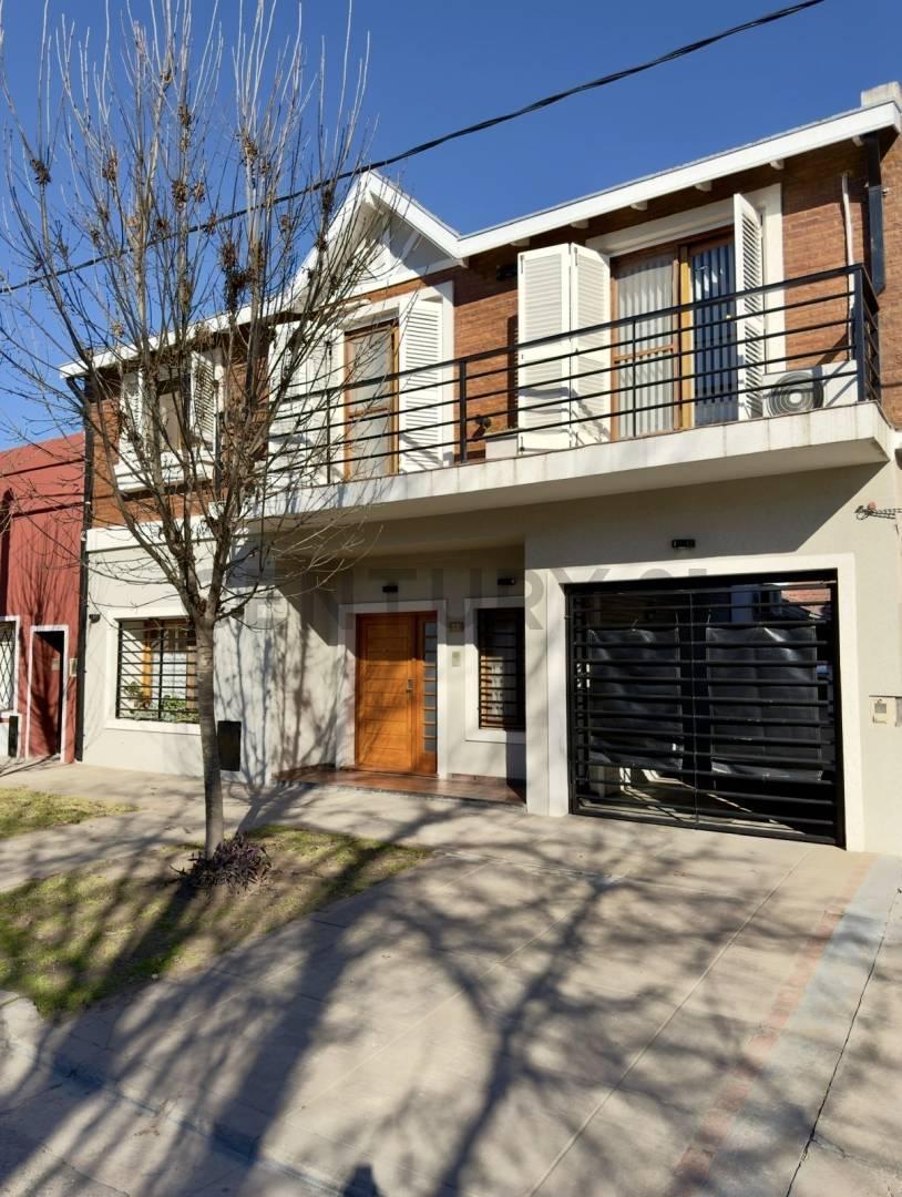 Foto de CASA VENTA 5 AMBIENTES SAN VICENTE CENTRO, imagen 2